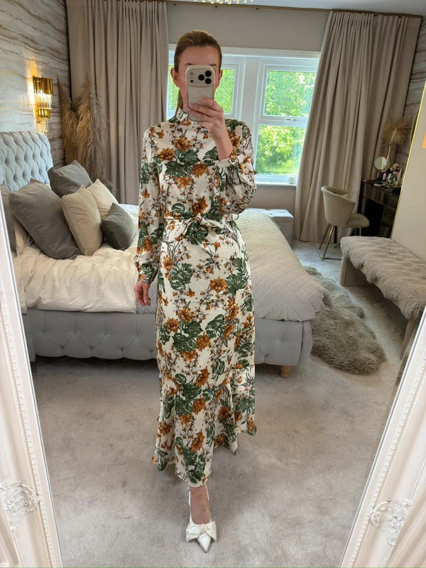 BNWT Veiled Collection New York Cream Floral Maxi XS