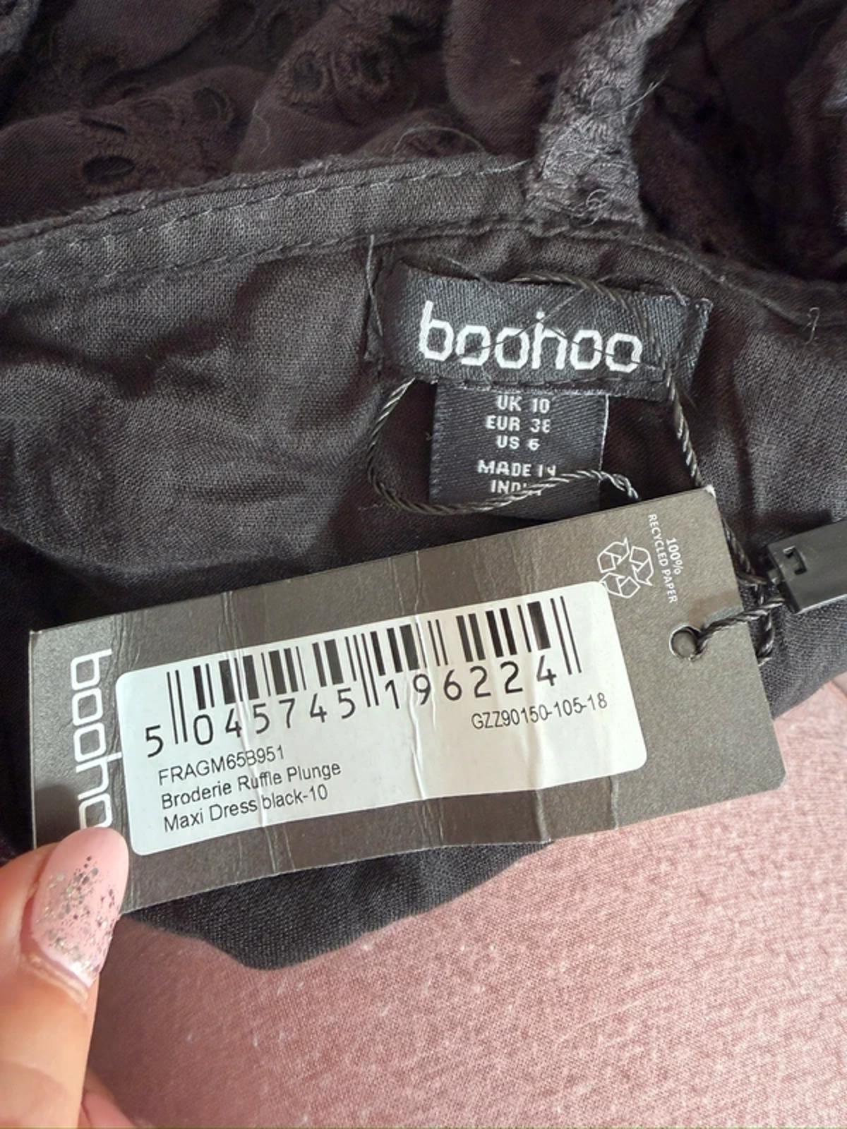 BNWT Boohoo Black Broderie Anglaise Maxi Dress 10