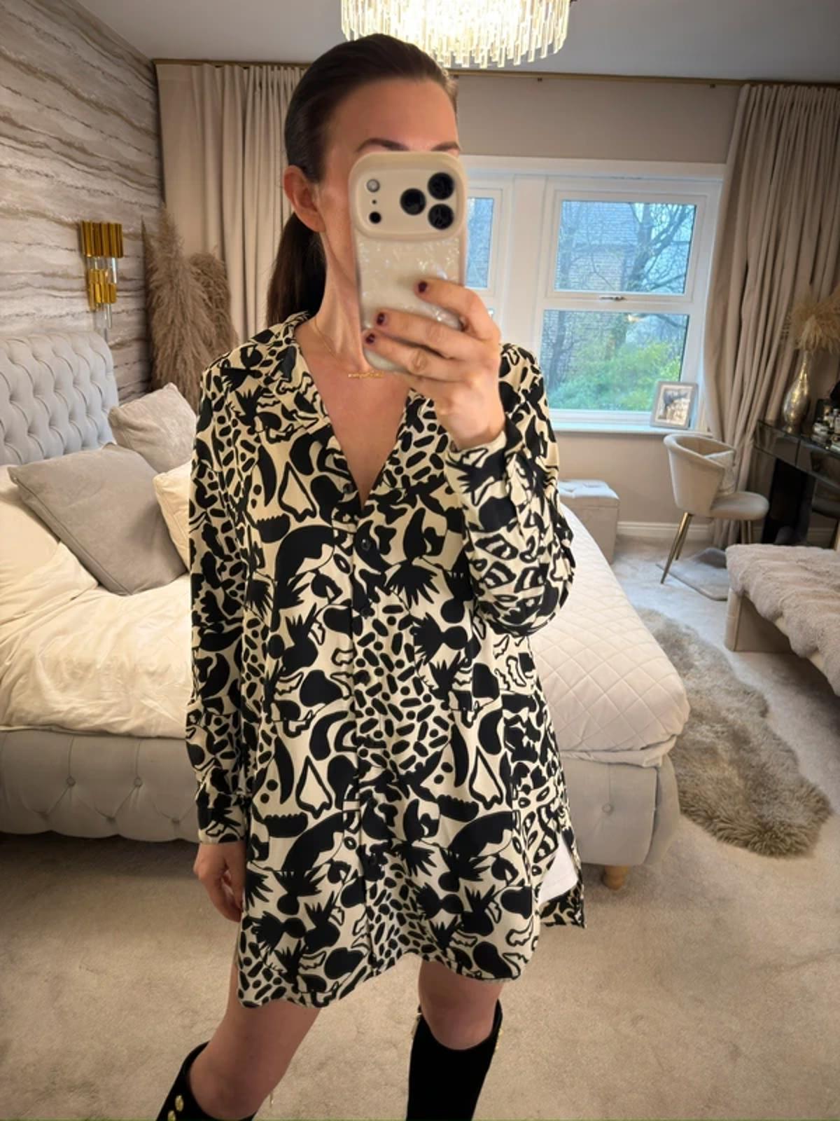 Monki Cream & Black Oversized Shirt XS