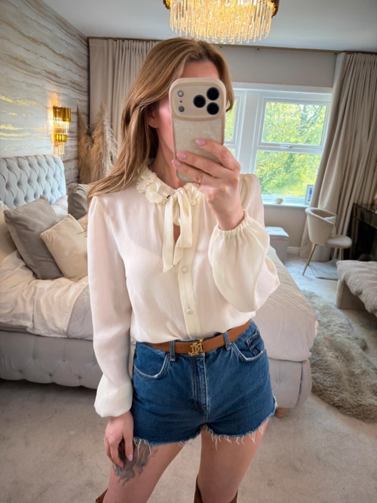 BNWT River Island Cream 3D Floral Pussybow Blouse 8