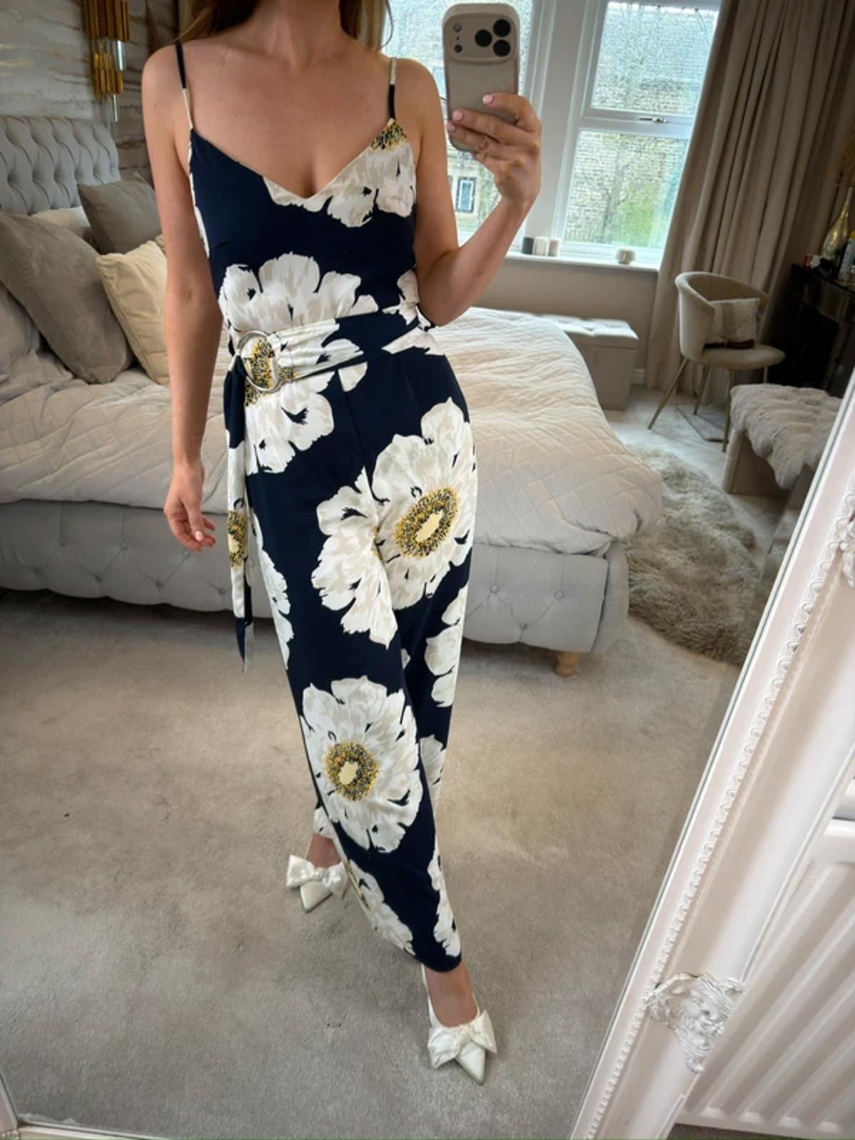 ⭐ Warehouse Navy Floral Belted Wide Leg Jumpsuit 8