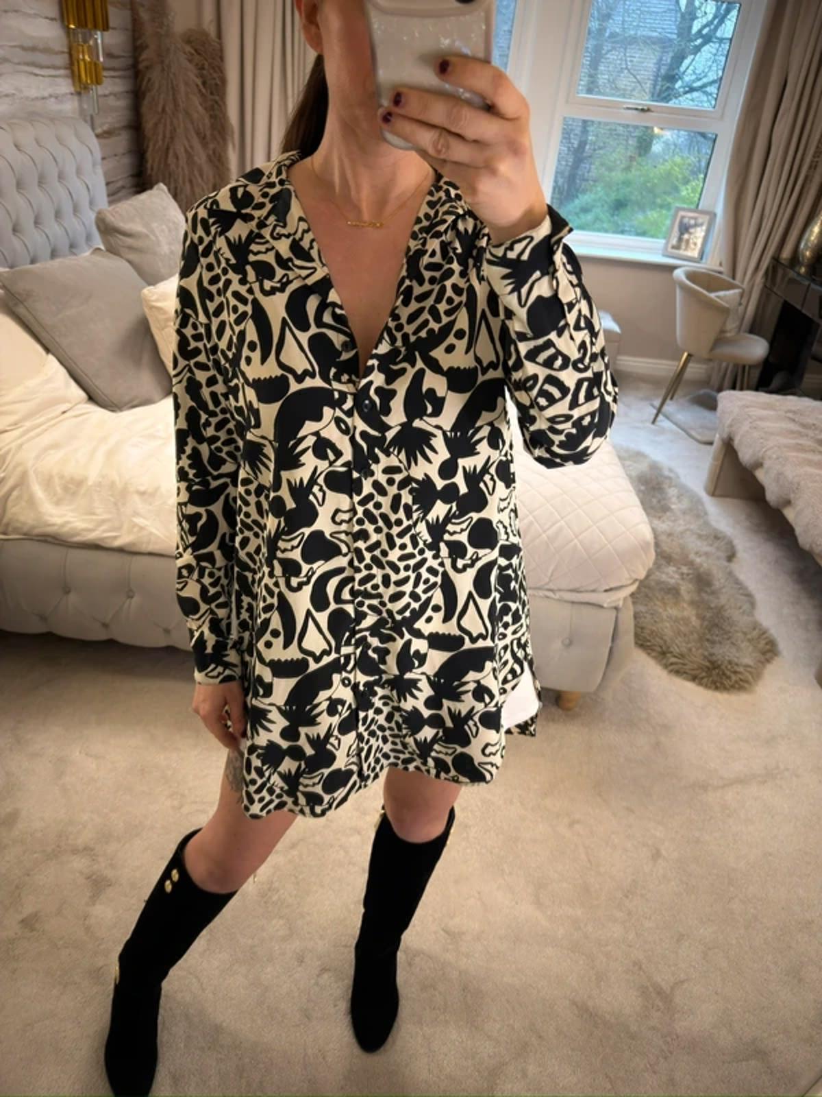 Monki Cream & Black Oversized Shirt XS