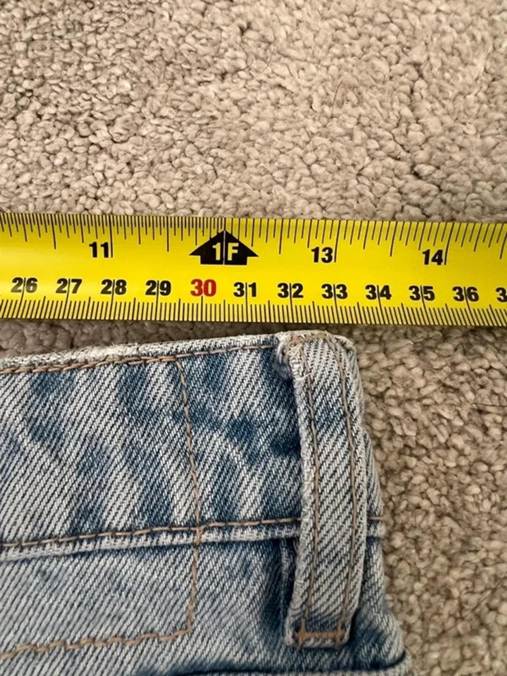 Zara Light Denim Mid Rise Ripped Straight Jeans 6