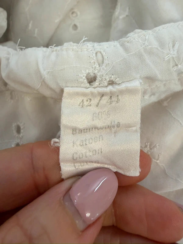 Vintage White Broderie Anglaise Frill Blouse 14