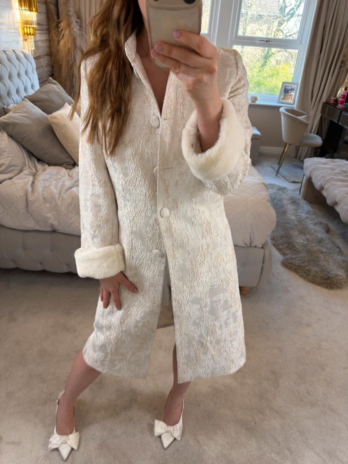 BNWT Lizabella Ivory & Gold Metallic Coat 10