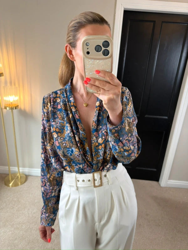 Sarah John Floral Plunge Blouse Size Medium