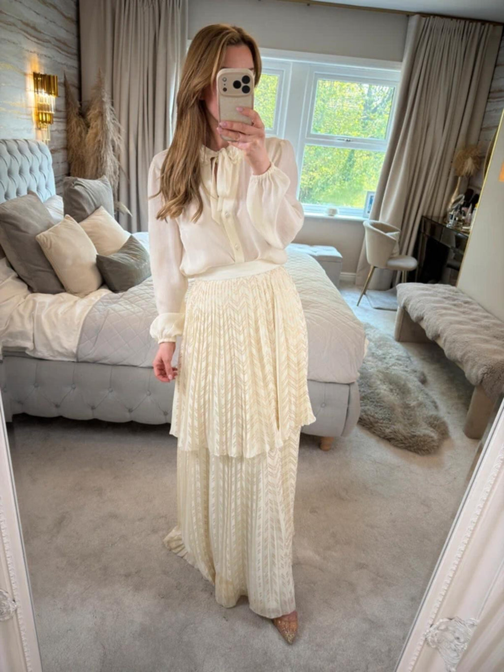 Cream & Gold Pleated Tiered Maxi Skirt XS