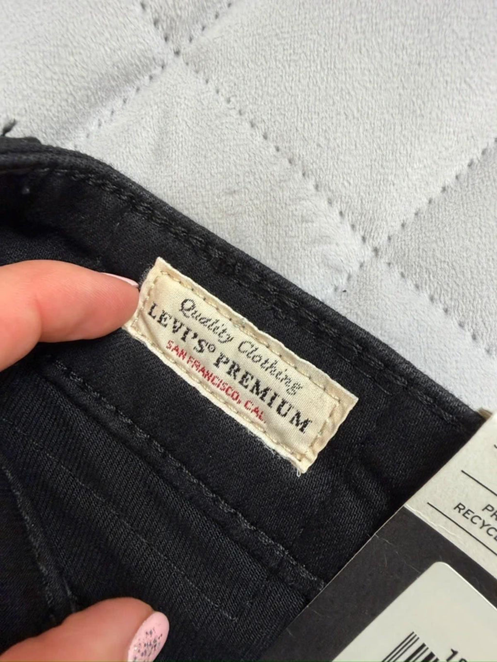 BNWT 725 Levi’s Black High Rise Bootcut XS
