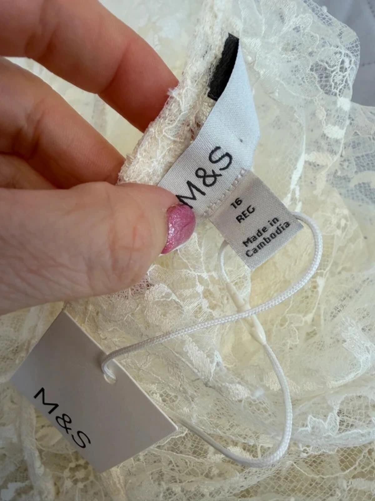 BNWT Marks & Spencer’s Cream Lace Blouse 16
