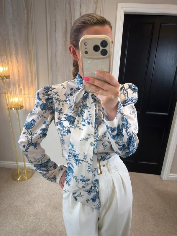 Anne Louise Boutique White & Blue Floral Bird Pussybow Blouse Size 10