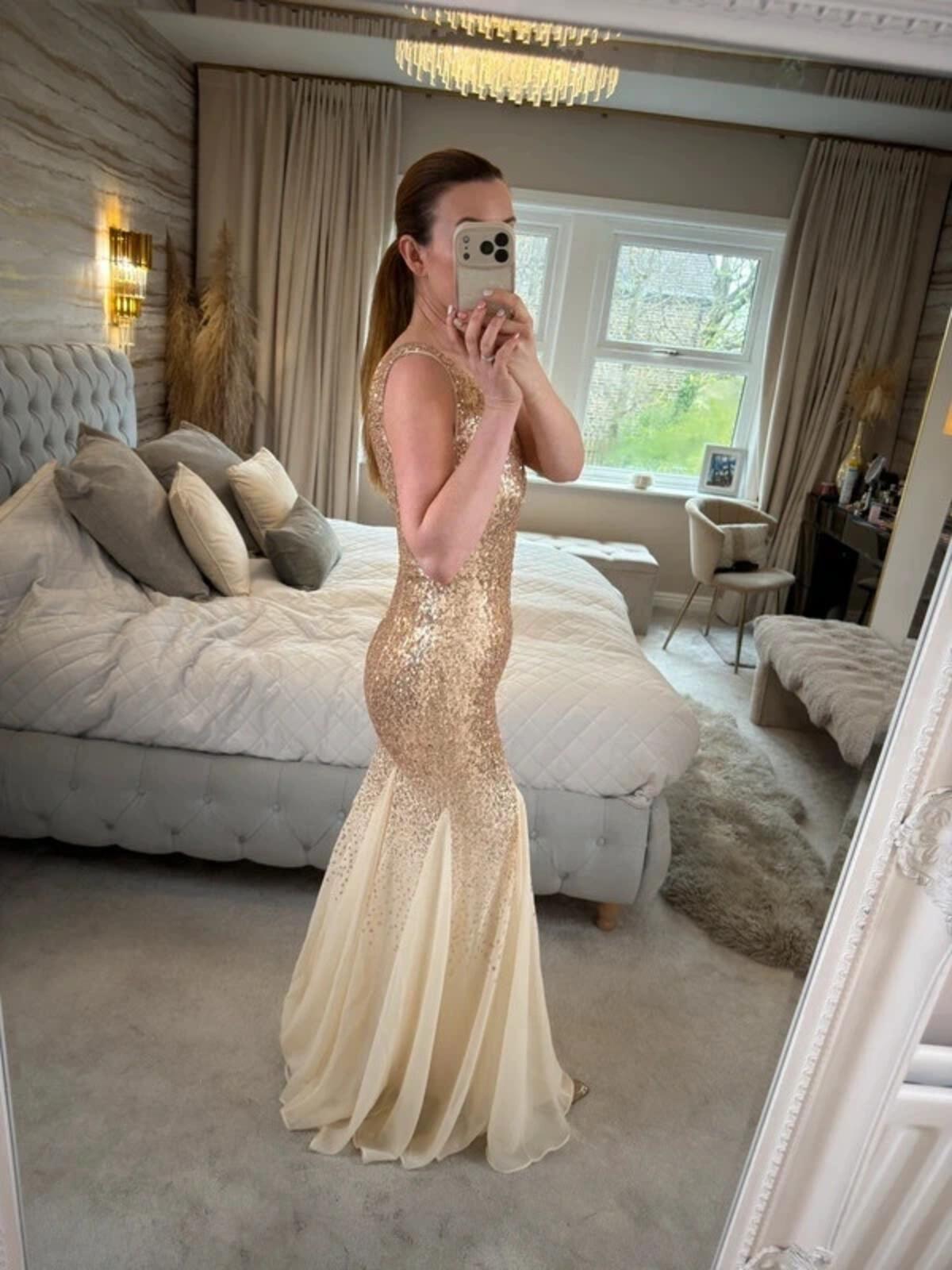 BNWT Goddiva Gold Sequin Evening Dress 6/8