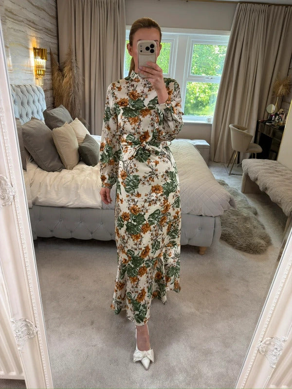BNWT Veiled Collection New York Cream Floral Maxi XS