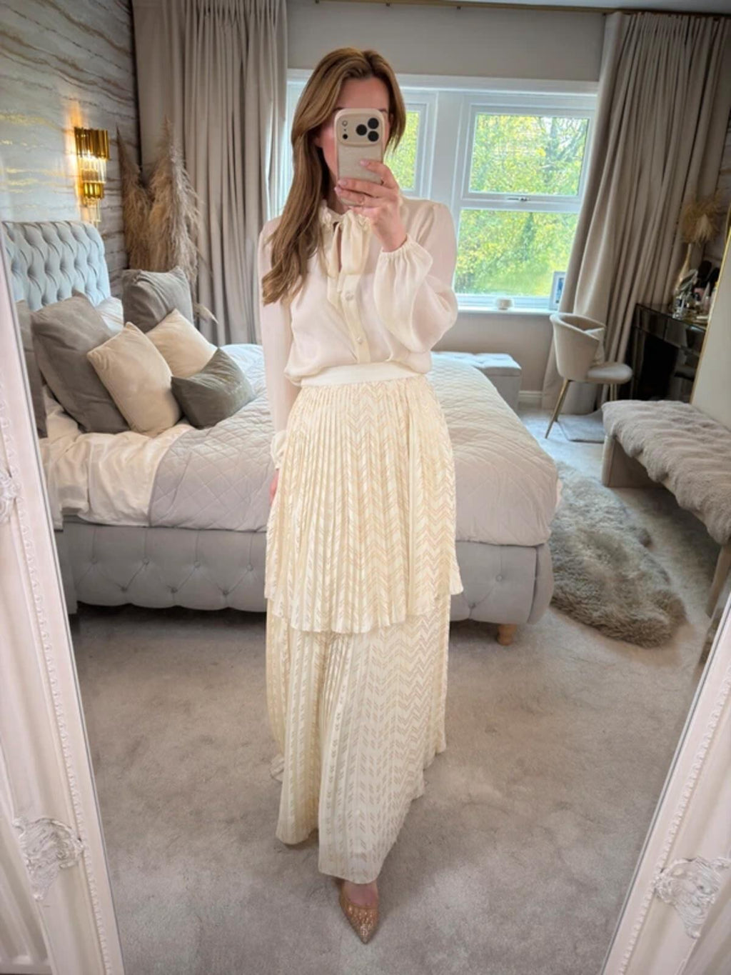 Cream & Gold Pleated Tiered Maxi Skirt XS