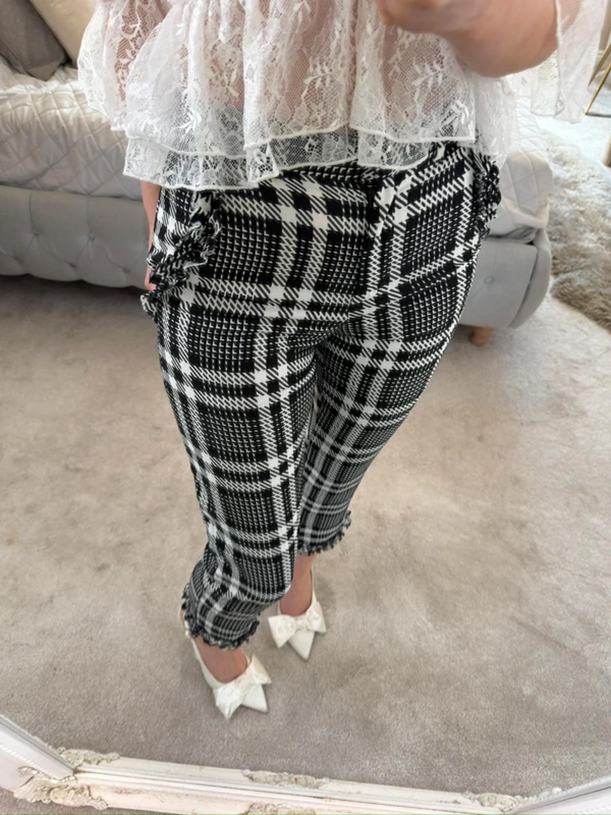 River Island Black & White Check Frill Cropped Trouser 6