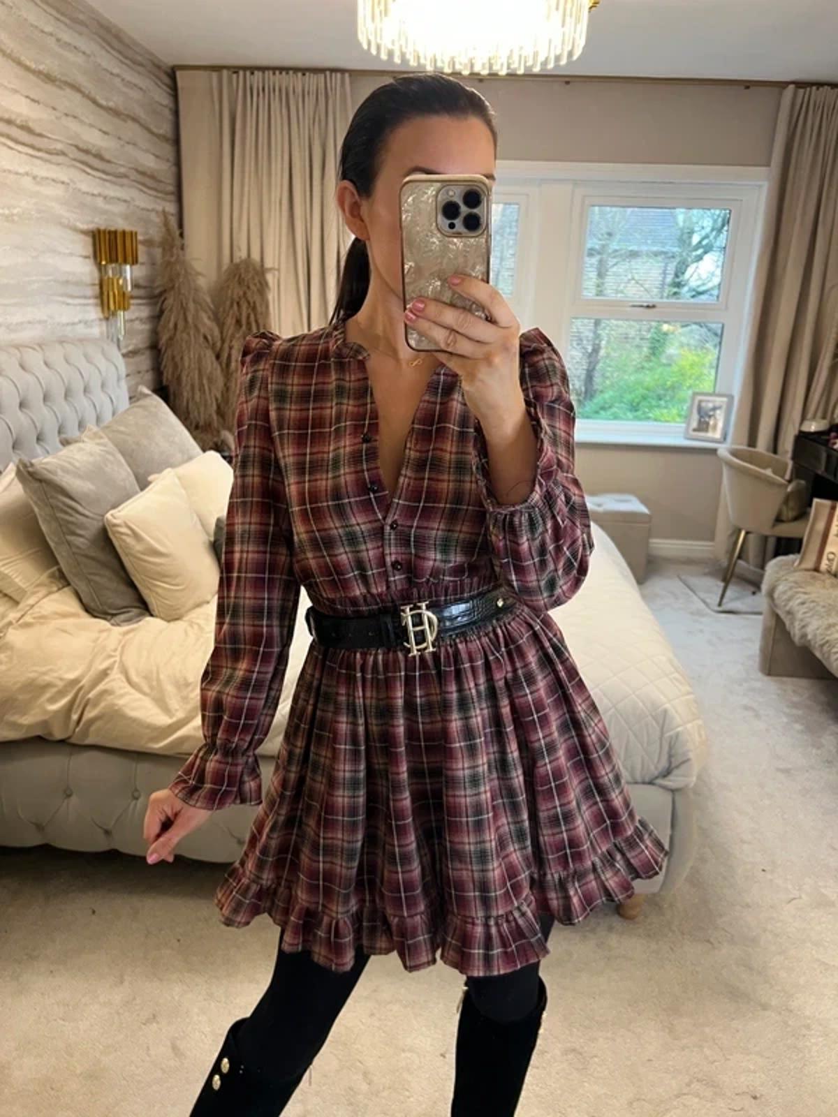 PrettyLittleThing Burgundy Tartan Mini Dress 4/6