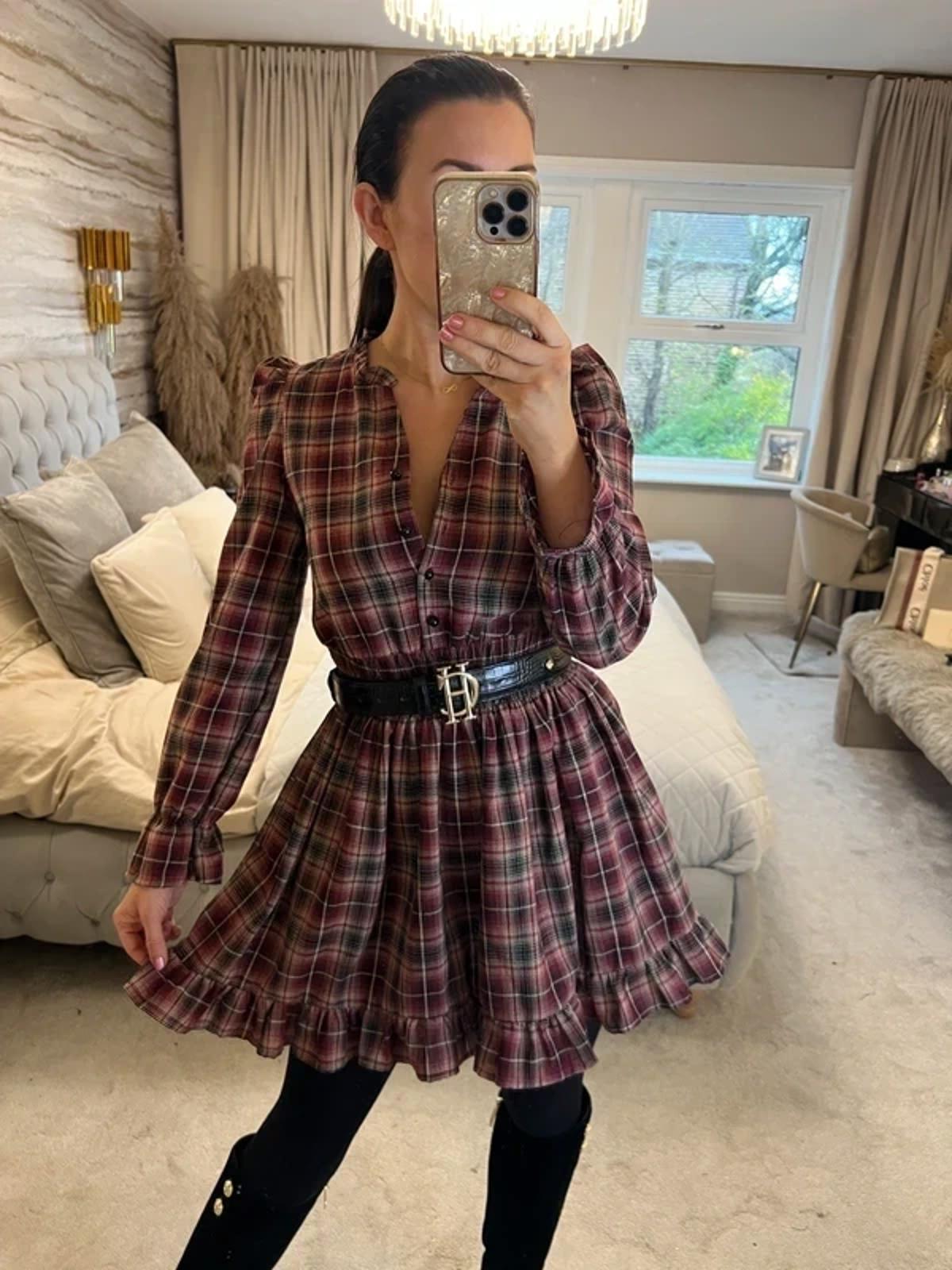 PrettyLittleThing Burgundy Tartan Mini Dress 4/6
