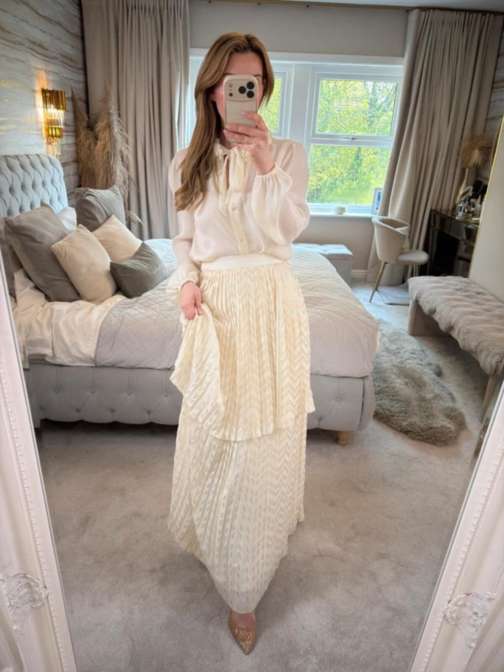 Cream & Gold Pleated Tiered Maxi Skirt XS