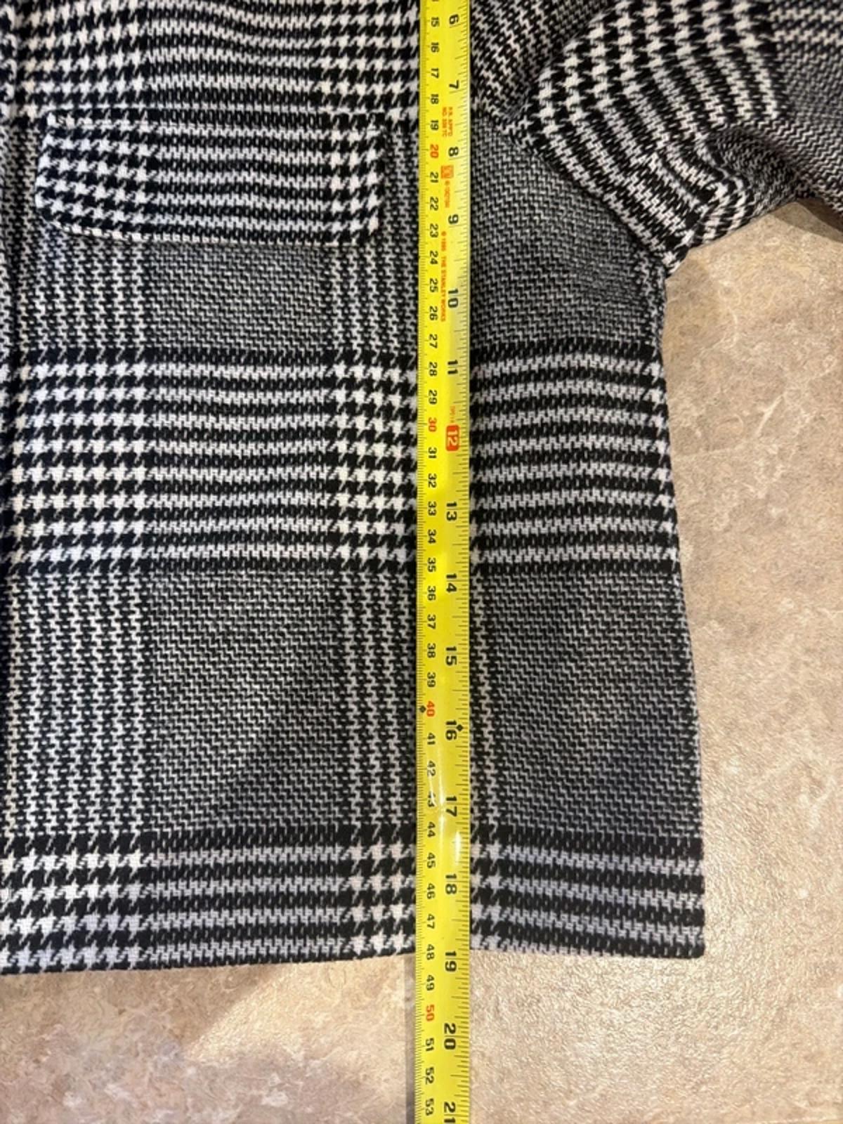BNWT Black & White Dogtooth Cropped Blazer 16