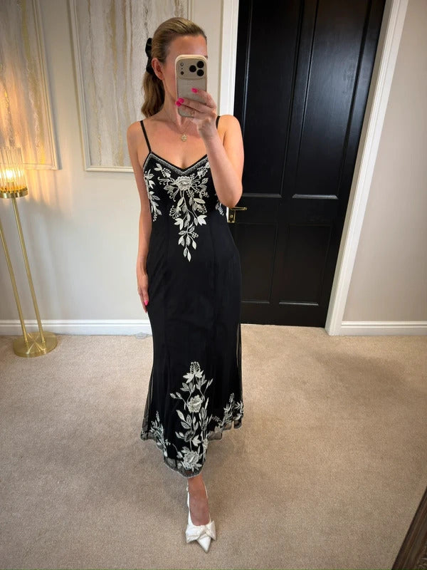 Wallis Black Embroidered & Embellished Midi Dress Size 8