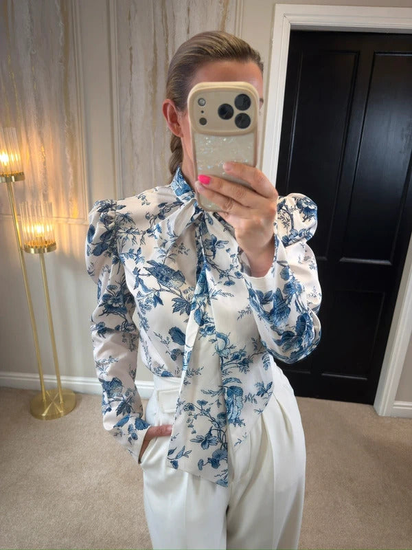 Anne Louise Boutique White & Blue Floral Bird Pussybow Blouse Size 10