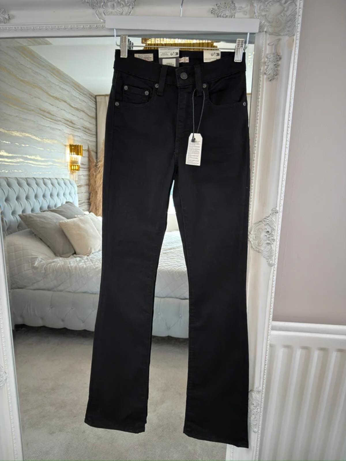 BNWT 725 Levi’s Black High Rise Bootcut XS