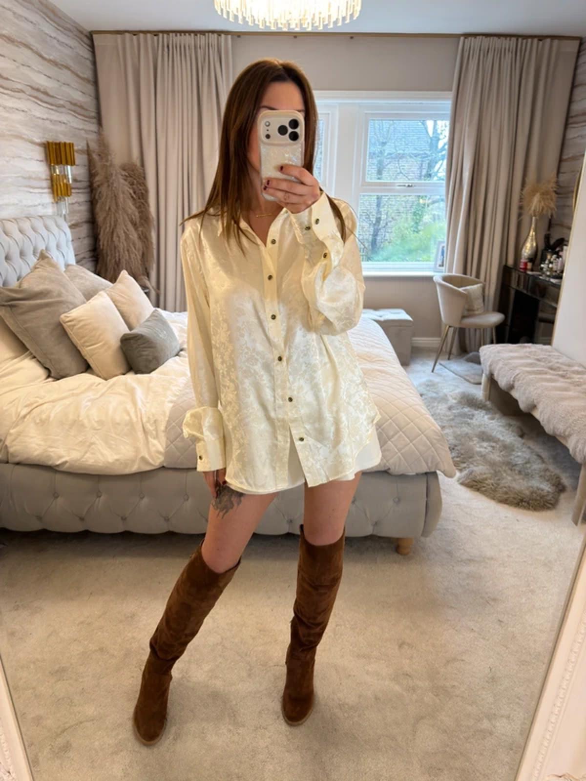 BNWT Cream Floral Satin Shirt Small