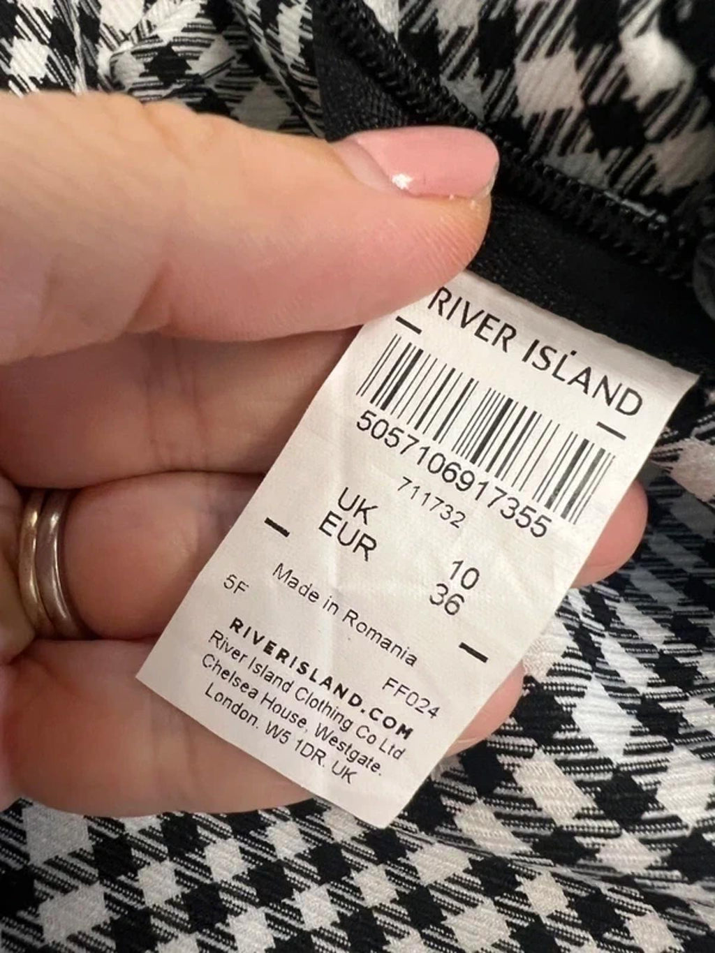 River Island Black & White Embellished Shorts 8 / 10