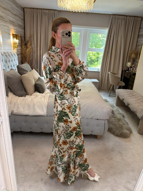 BNWT Veiled Collection New York Cream Floral Maxi XS
