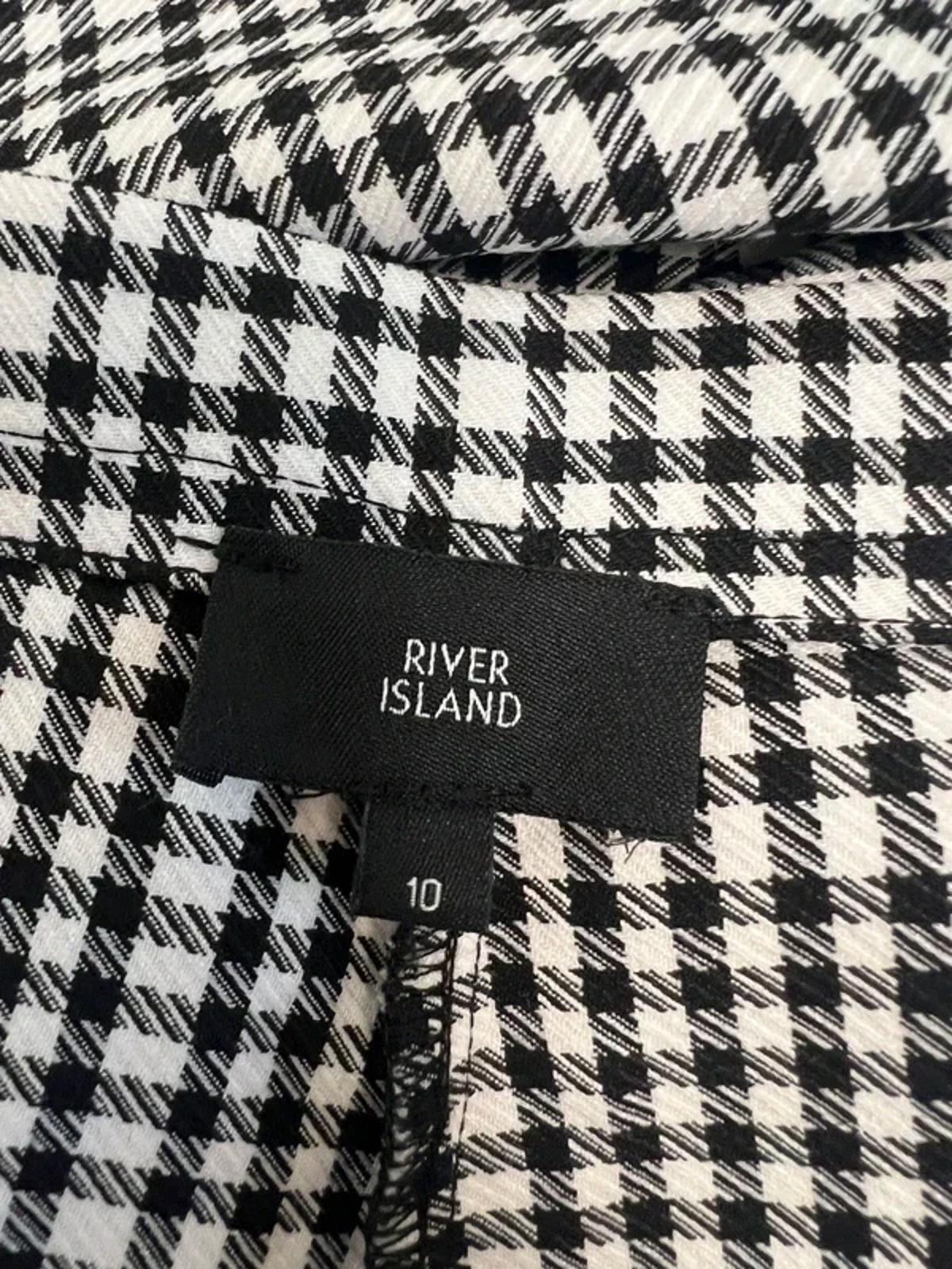 River Island Black & White Embellished Shorts 8 / 10