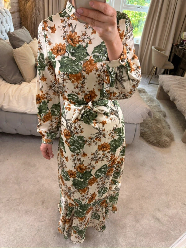 BNWT Veiled Collection New York Cream Floral Maxi XS