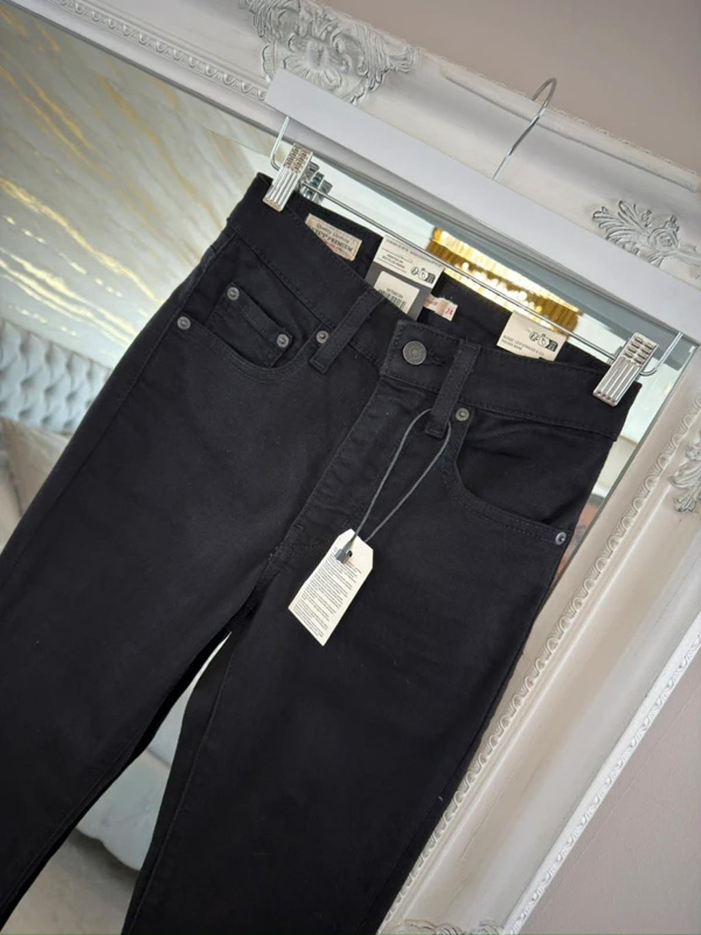 BNWT 725 Levi’s Black High Rise Bootcut XS