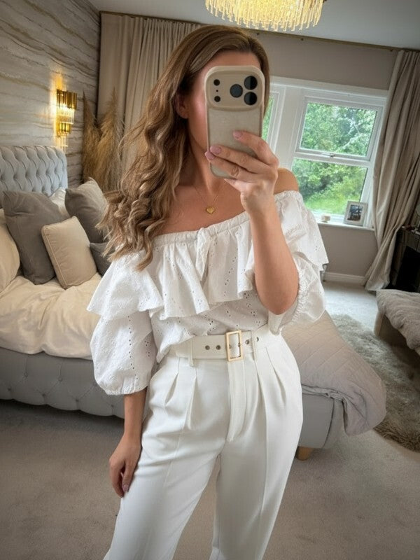 Vintage White Broderie Anglaise Frill Blouse 14