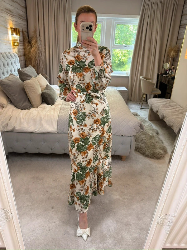 BNWT Veiled Collection New York Cream Floral Maxi XS