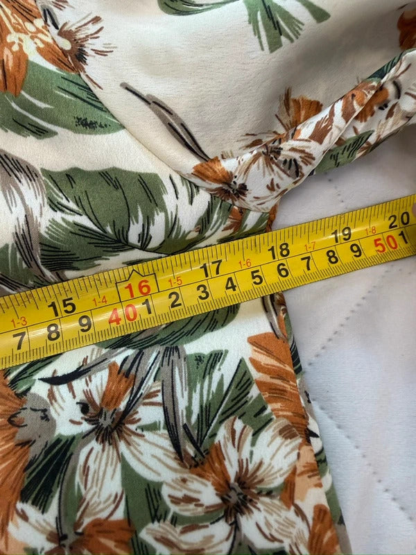 BNWT Veiled Collection New York Cream Floral Maxi XS