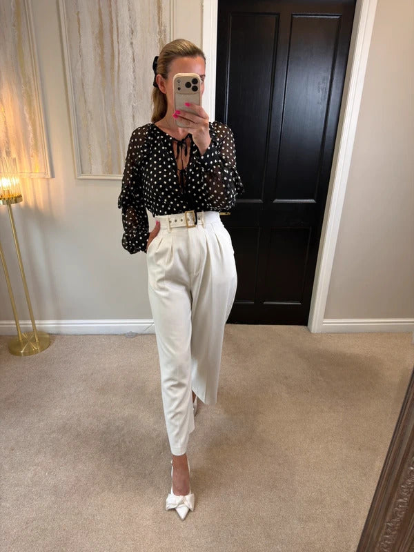 Nobody’s Child Black & White Floral Tie Front Blouse Size 10