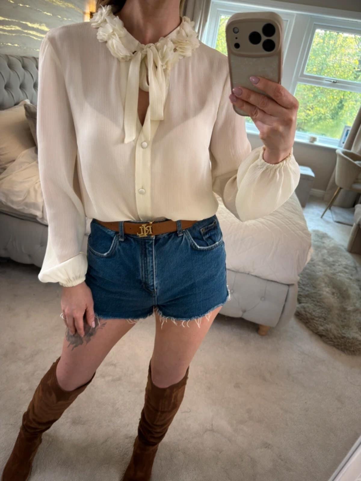 BNWT River Island Cream 3D Floral Pussybow Blouse 8
