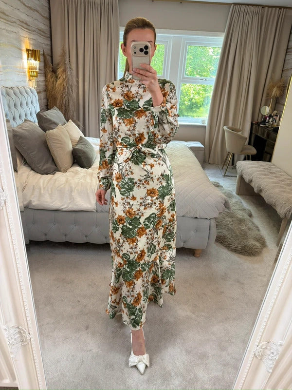 BNWT Veiled Collection New York Cream Floral Maxi XS