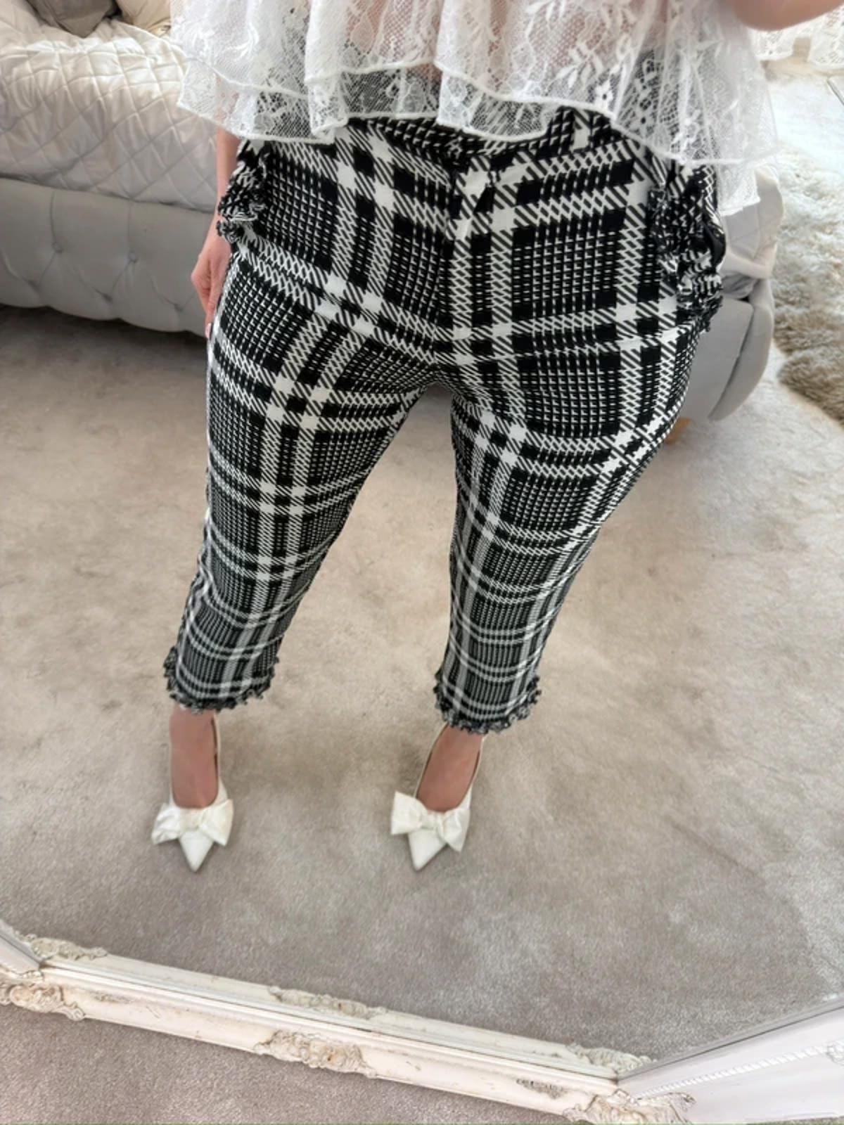 River Island Black & White Check Frill Cropped Trouser 6