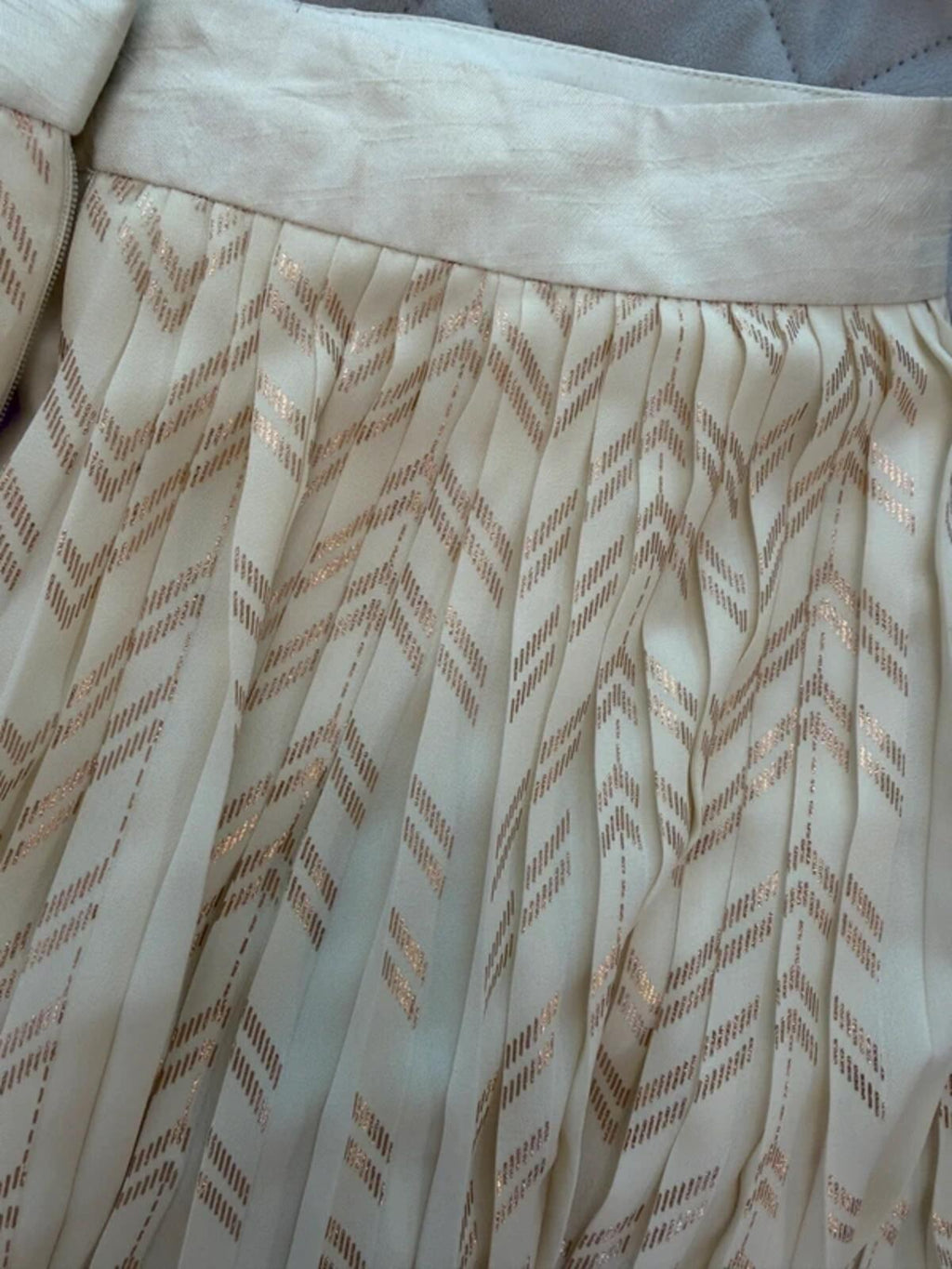 Cream & Gold Pleated Tiered Maxi Skirt XS