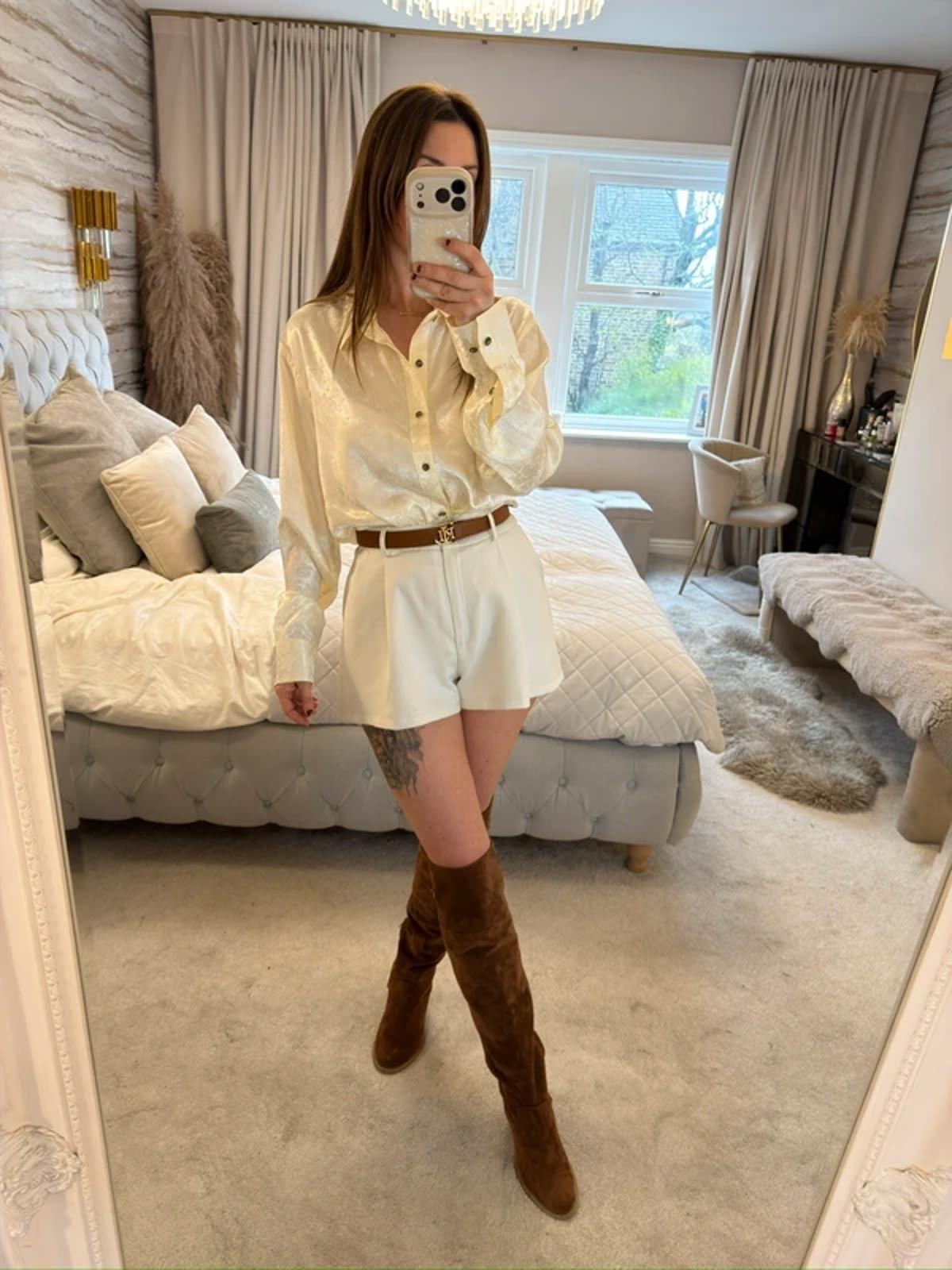 BNWT Cream Floral Satin Shirt Small